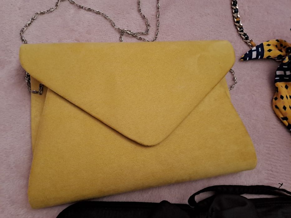 Чанти различни и колан