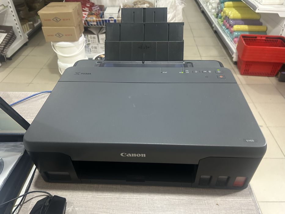 Срочно цветной принтер сатылады