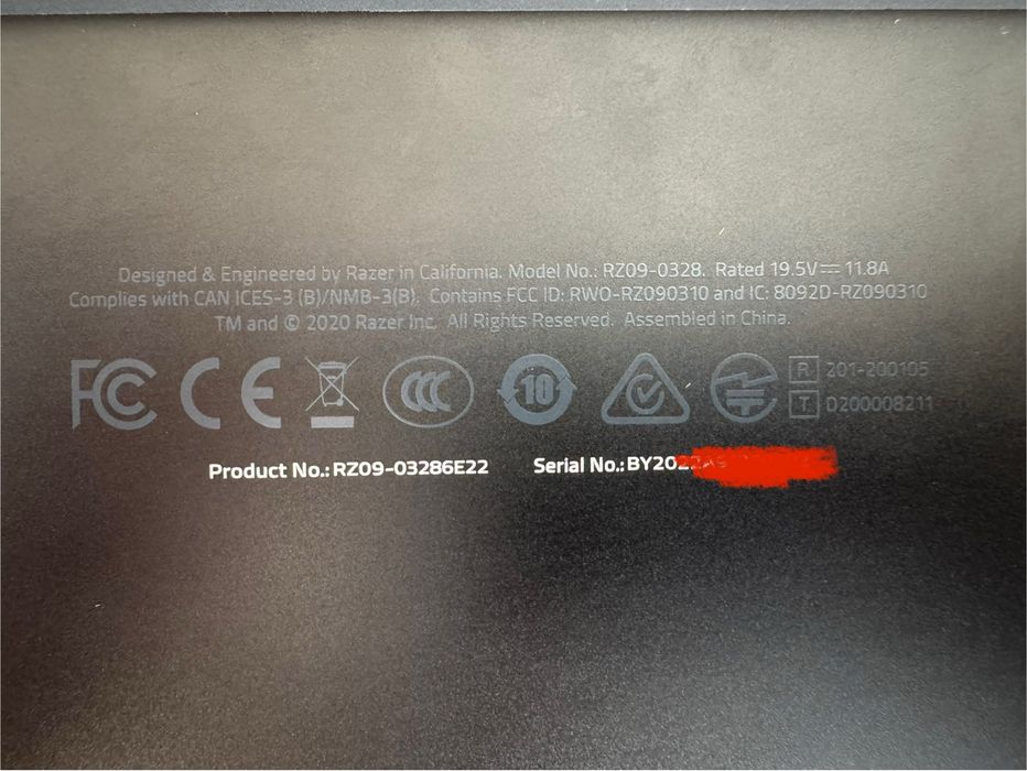 Razer Blade 15 Base / 2.5 Tb SSD / 40 Gb RAM / i7-10th/ RTX2060 (6 Gb)