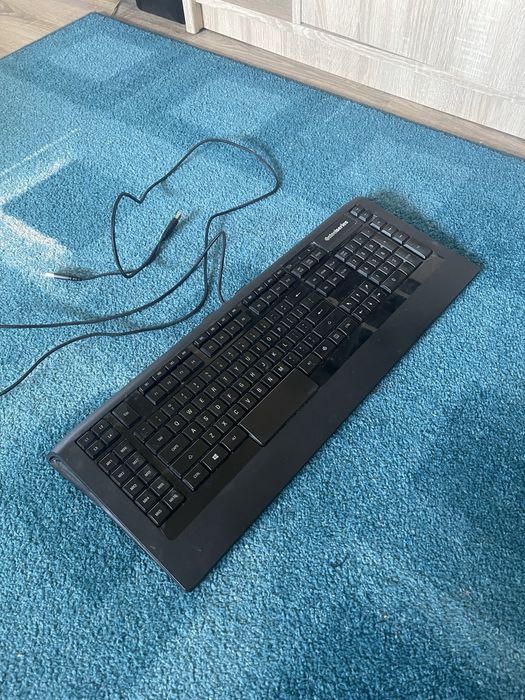 Tastatură gaming SteelSeries Apex 64145 RGB, macro, USB