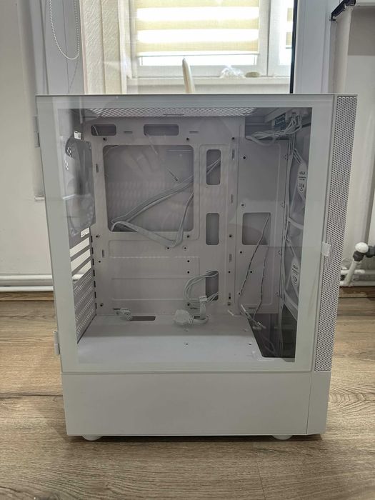 Carcasa PC KRUX Vako White RGB