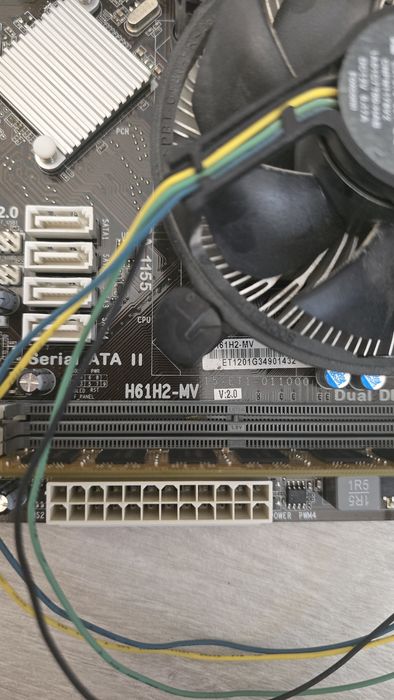 Материнская плата h61