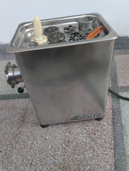 Трифазна месомелачка