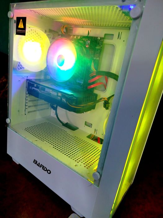 Kuchli oyin kompyuter sotiladi (GTX 1660 super) RAM 16GB (SSD)