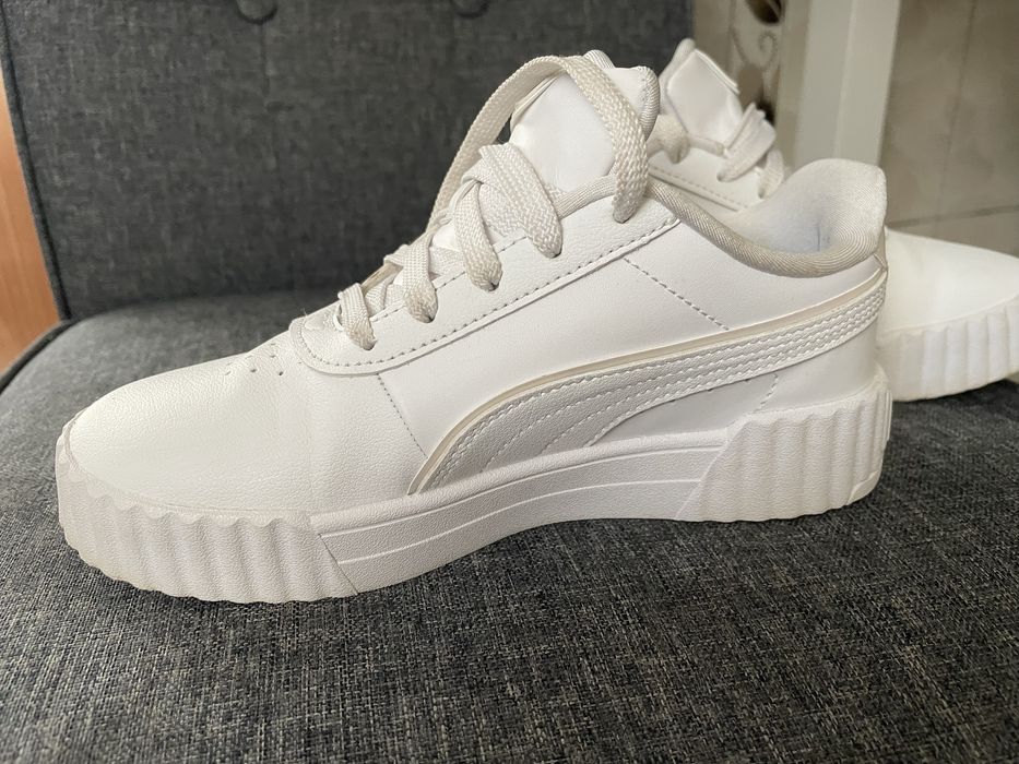 Pantofi sport Puma fete nr 33 , cm 20