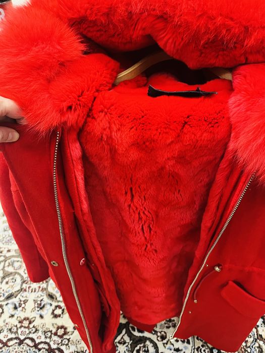 Парка с натуральным мехом ( снимается )