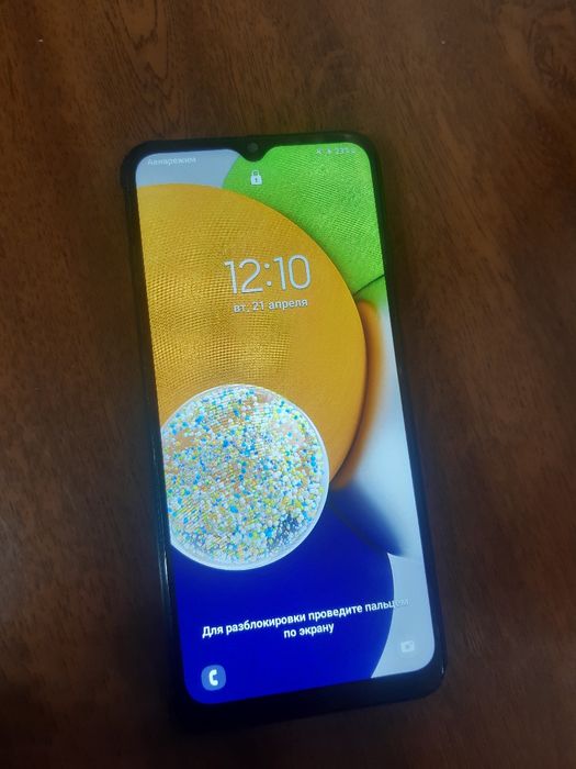 Продам  телефон отличный