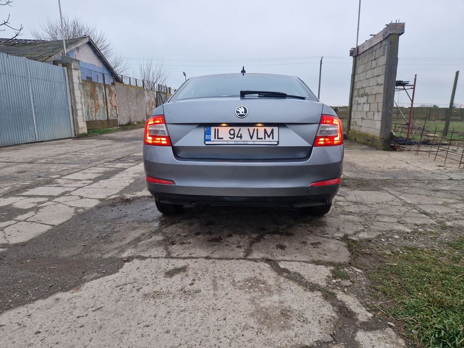 Skoda octavia 3 piele navigatie accept schimb cu teren+- diferenta
