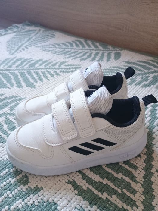 Детски маратонки Адидас 25 и 1/2