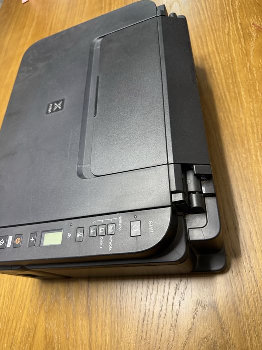 Rangli printer 3*1 srochna sotiladi