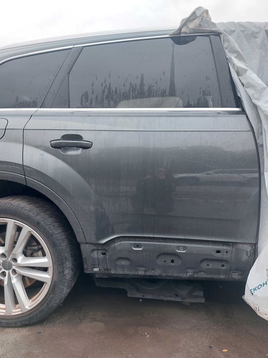 Необорудвана врата за Audi Q7 4M 2015-2019