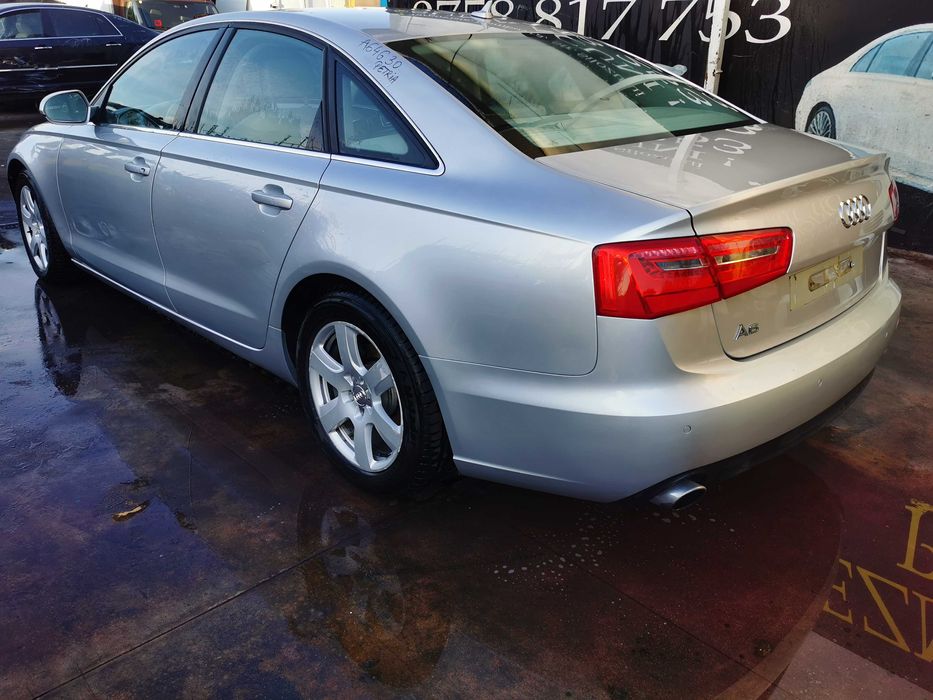 Dezmembrez audi a6 4g cod CDU/bara fata a6/stop a6/usa a6/capota a6/