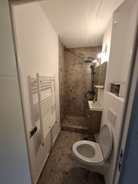 Vand Apartament 3 camere Dambu pietros Etajul 4 din 4