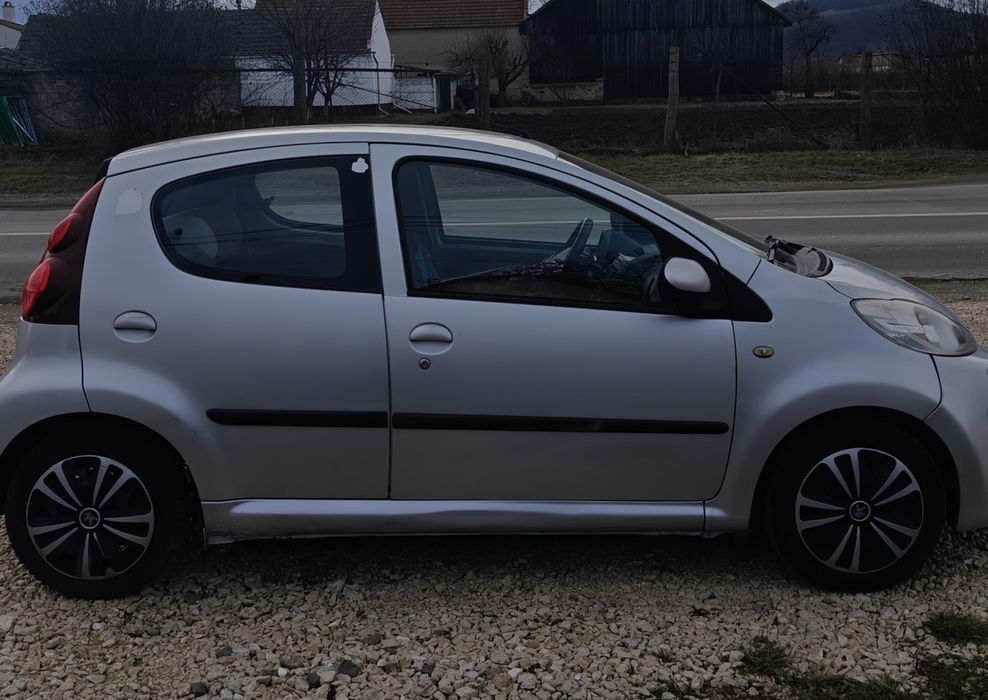 Peugeot 107 Benzina+GPL