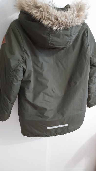 Зимна парка на марката НМ