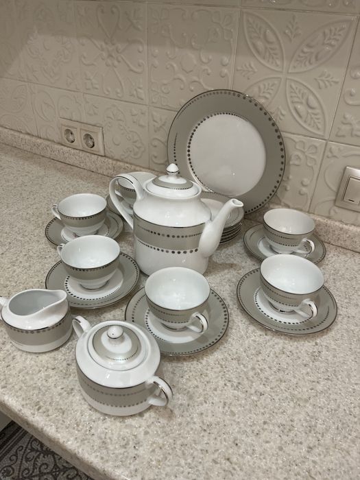Чайный сервиз на 6 персон