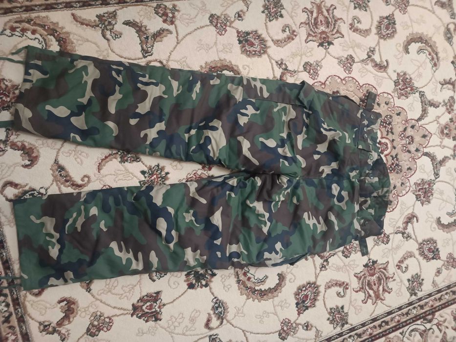 Продам штаны теплые 48 р