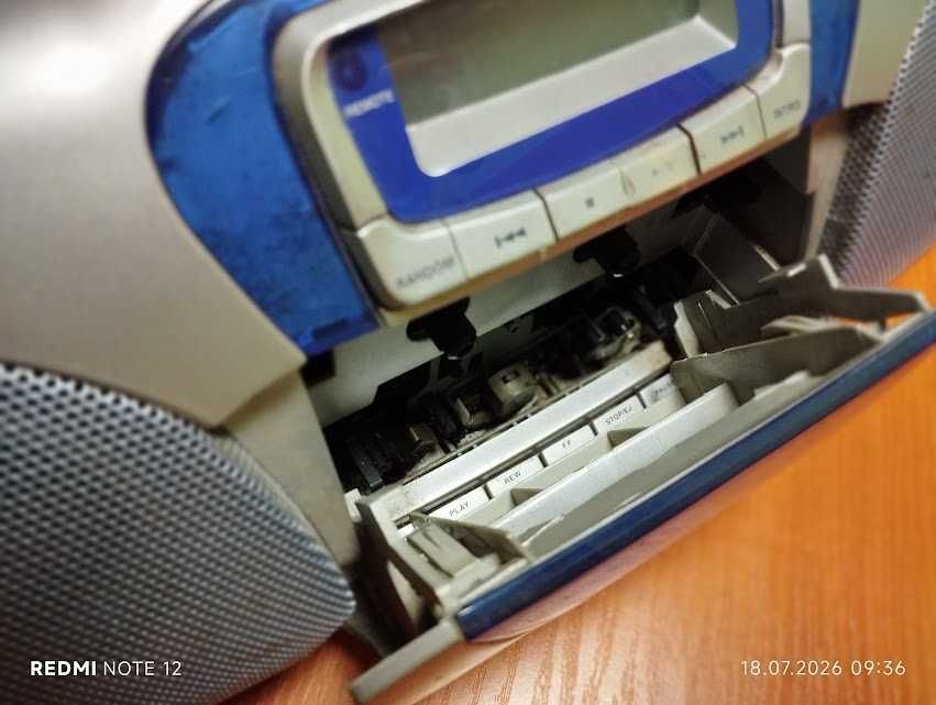 радиокасетофон + CD JVC RC-BX 530SL