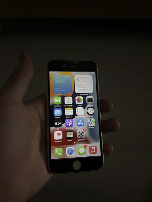 Продам идельный айфон 7