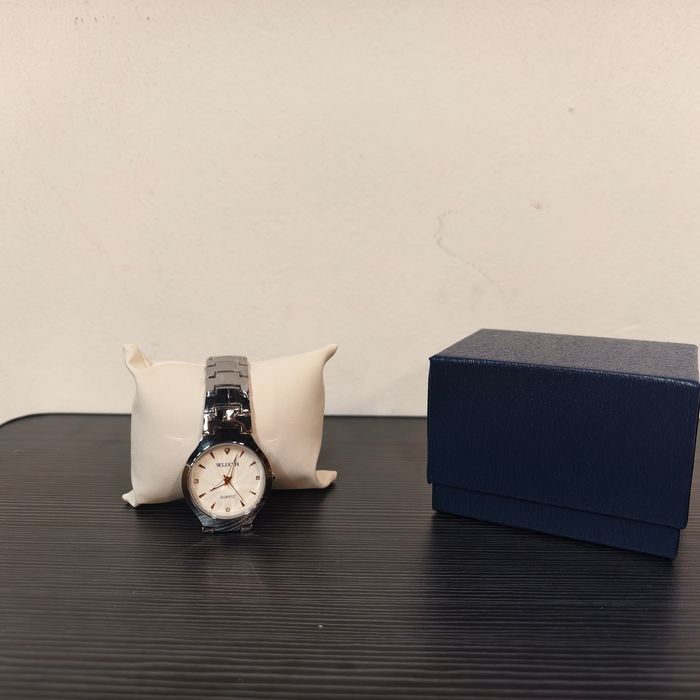 Ceas de damă cu cuarț