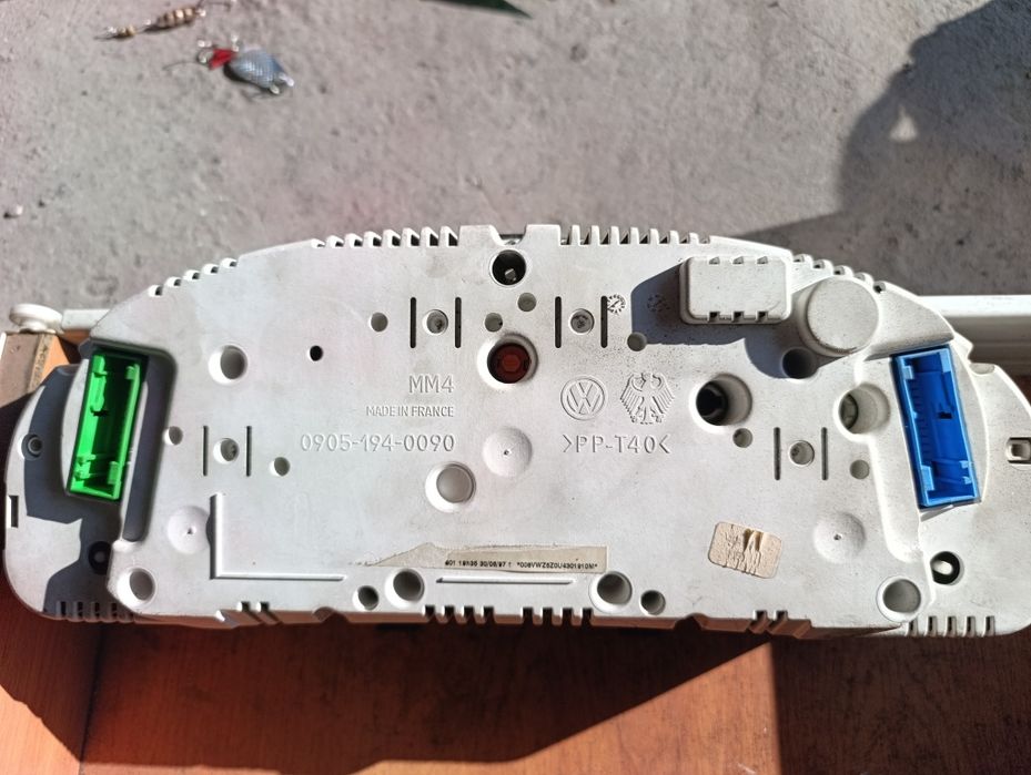 Панель приборов на пассат б 5 97 года