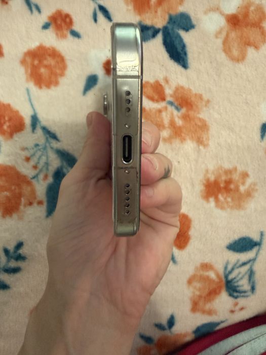 Iphone 16 pro white titanium,128gb