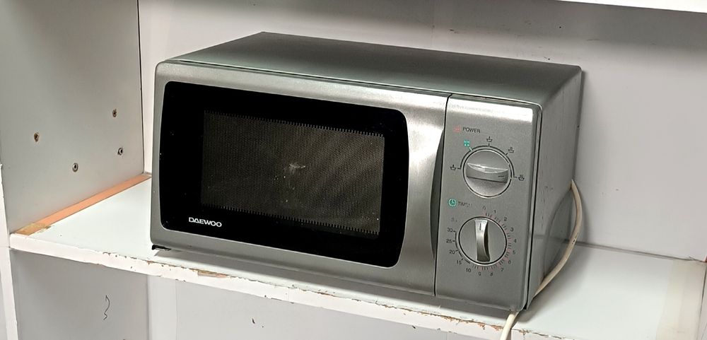 Продам микроволновку