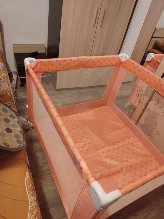 Бебешка кошара за игра