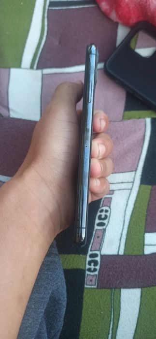 Iphone 11 pro max sotiladi