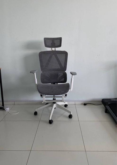 Эргономичное офисное кресло – удобный и современный дизайн!