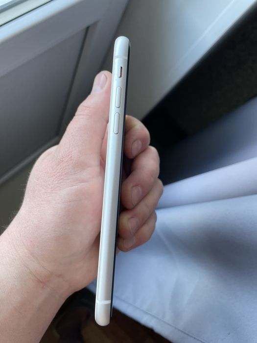 Iphone 11 в отличном состоянии