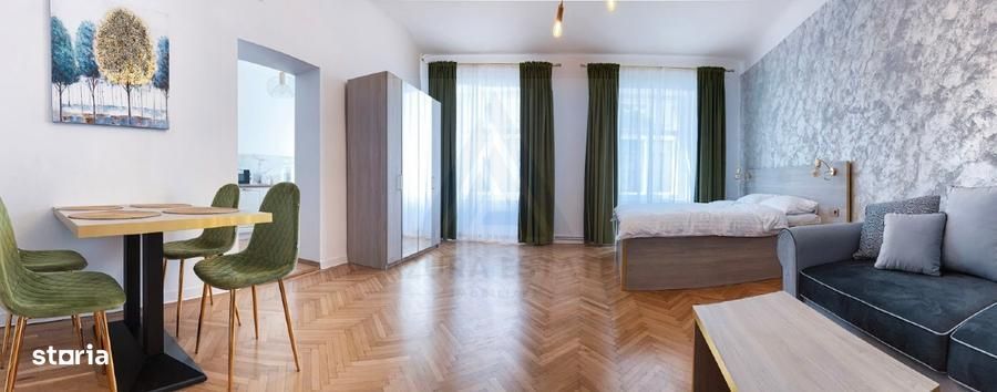 Apartament renovat cu 3 camere 91 mp utili 2 bai in zona Ultracentrala — fotografia 3