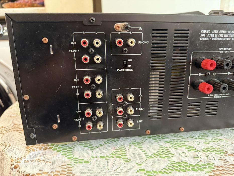 Akai  Акай AM-59 Качествен стерео усилвател