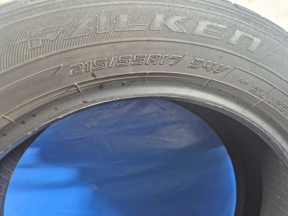 215/55/17 94V Falken Lichidare stoc