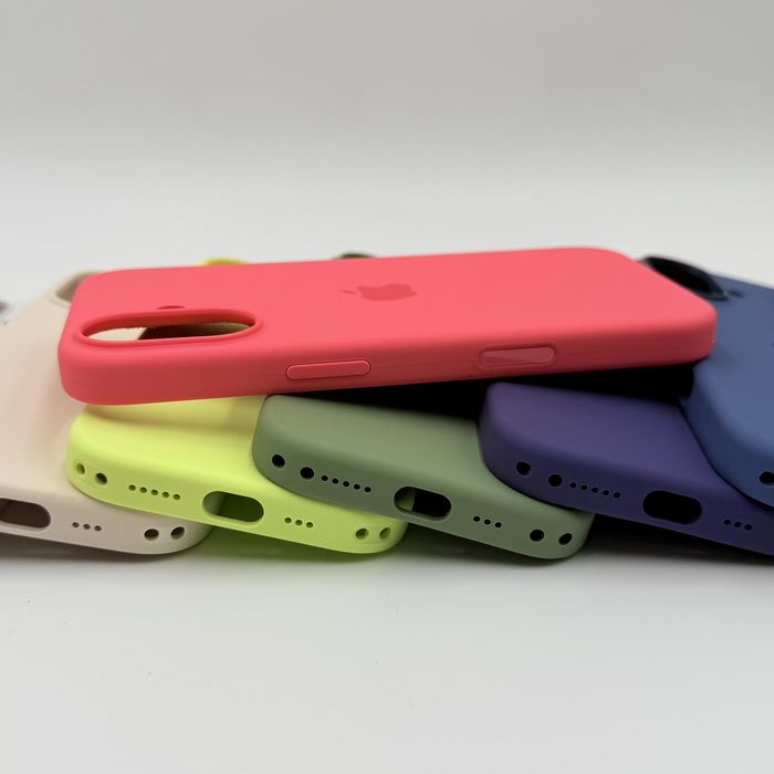  MagSafe калъфче от мек силикон за iPhone 17 в различни цветове