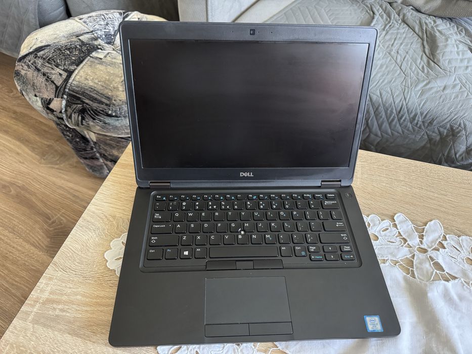 Dell Latitude 5490, Intel i7-8650U, 8 GB RAM, SSD 256 GB