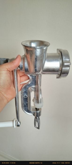 Мясорубка ручная