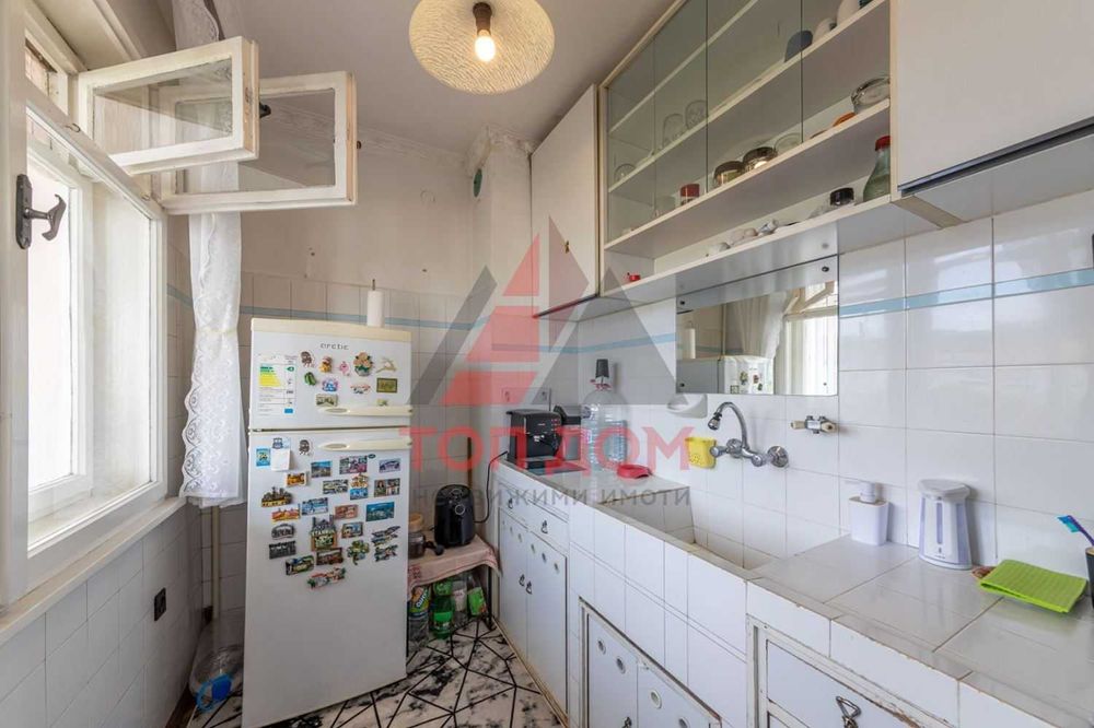 Продава се Тристаен апартамент в Варна, Възраждане 2 - 92 кв.м за 1685 €/кв.м - Снимка #5