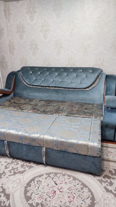 Продаю Диван и 2 кресло
