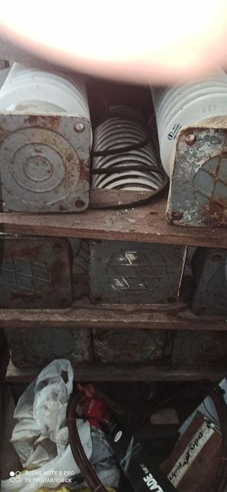 Продам изоляторы ИОС—110—1250