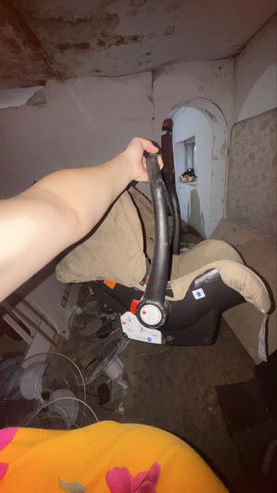 Продам автокресло
