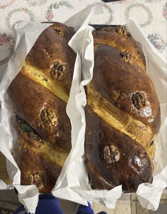 Cozonaci si pasca cu oua de tara