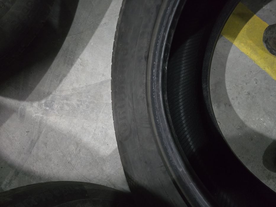 Anvelope de iarna 275-55r20 Continental