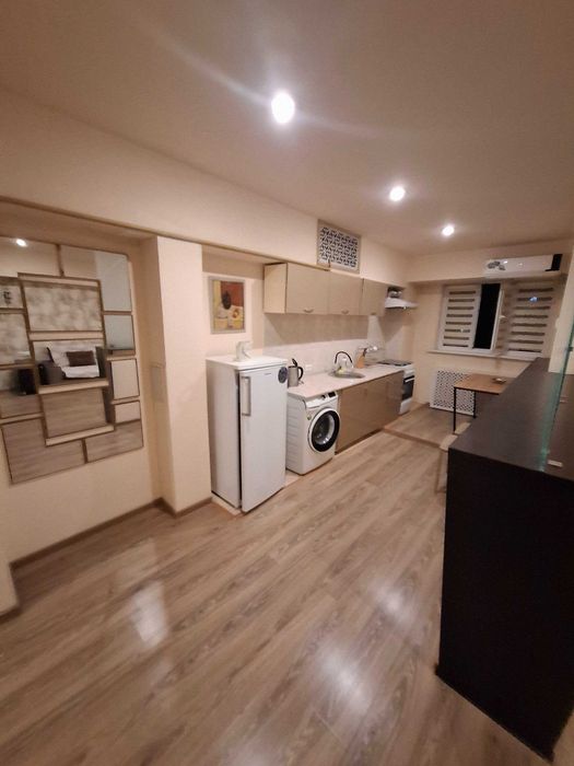 Сдаётся своя 1-комнатная квартира в центре (Ц-5)