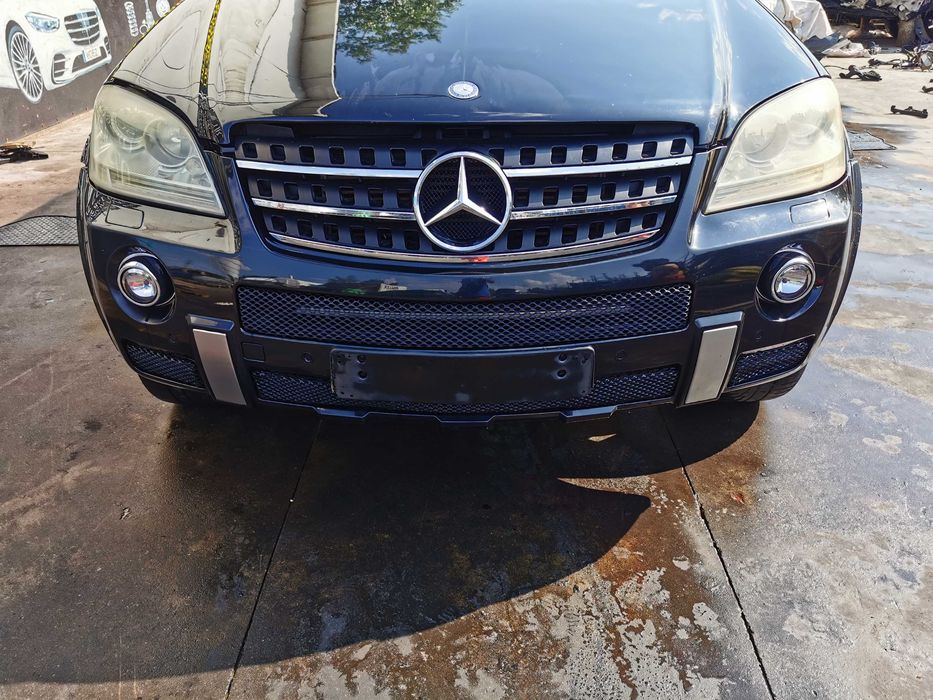 Dezmembrez mercedes ml w164 AMG/ml 420 cdi/bara fata ml amg/far xenon