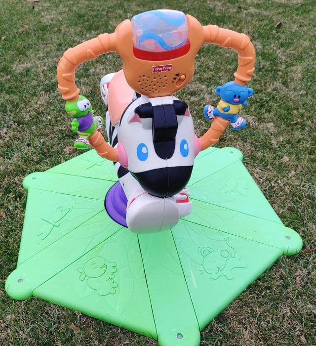 Fisher Price Зебра за яздене с музика и светлини