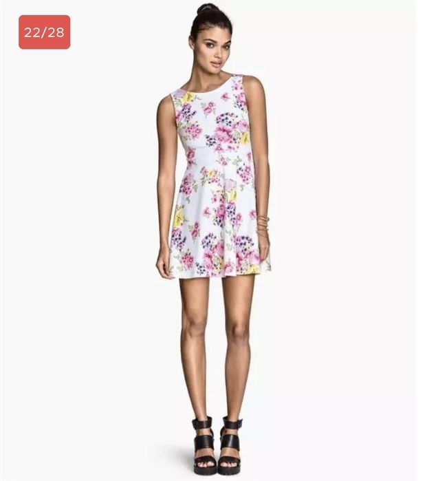 Rochie elegantă florală, spate Model V