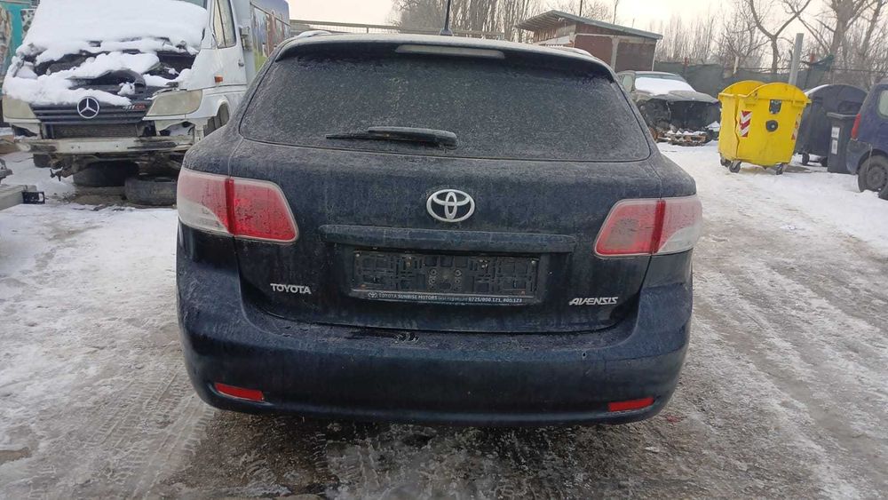 Dezmembrez Toyota Avensis 2.0 Diesel Euro 5 Din 2011 - 1AD-FTV