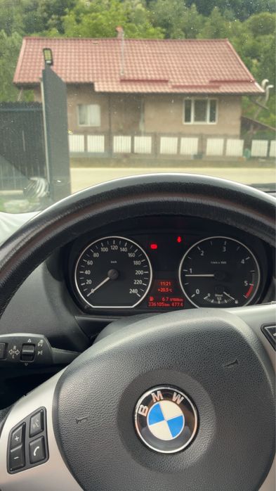 Vand sau schimb bmw seria 1