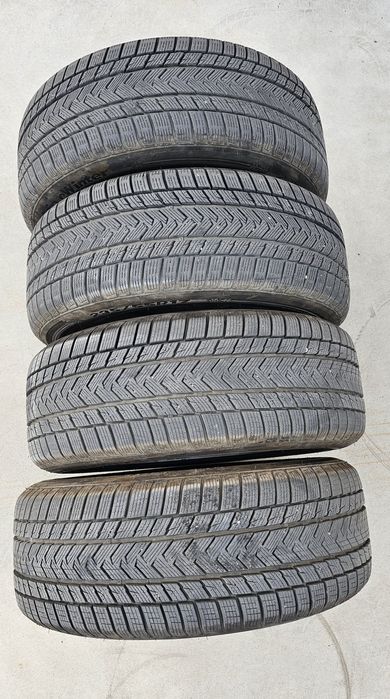 Roți Jante 17 Bmw Volkswagen Audi Mercedes Skoda Seat 5x112 235/55R17 iarna sau 225/45R17 vară Michelin